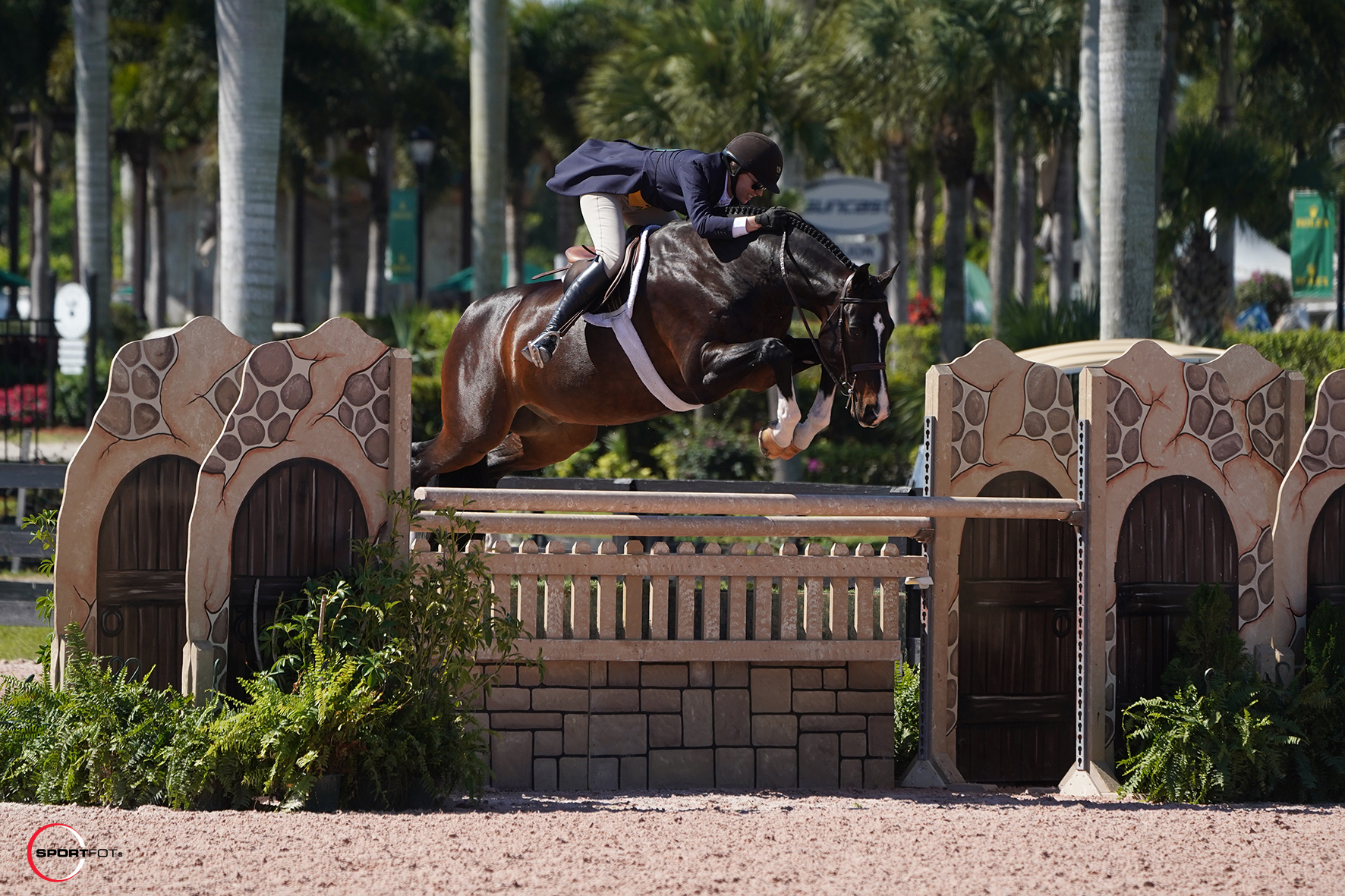 Jennifer Hannan and Olympic Fire by Sportfot 535_1692