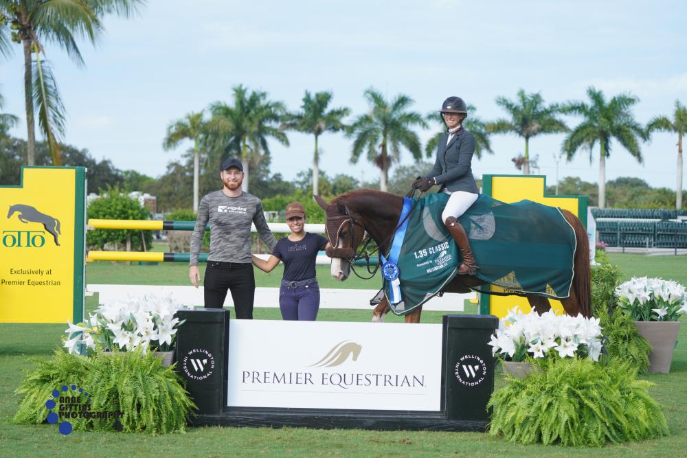 Alannah Wagstaff and Great Thing won the $5,000 Premier Equestrian 1.35m Stake. ©Anne Gittins Photography