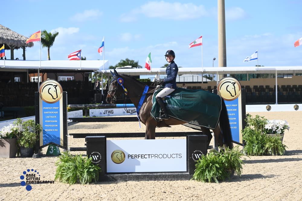 Molly Ashe Cawley and Loukas De La Noue won the $5,000 Perfect Products 1.35m Open Stake. ©Anne Gittins Photography